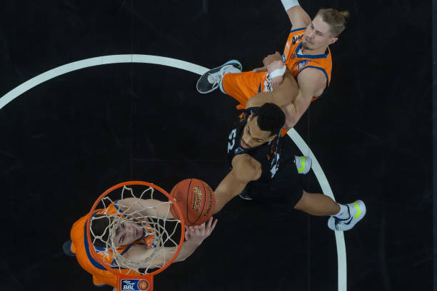 萨尔惊艳破 萨尔惊艳破